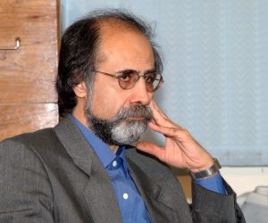 هنرمند شهرستاني منتظر مديران دولتي نباشد!